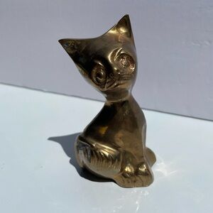 Vintage Brass Sitting Cat Figurine Decor